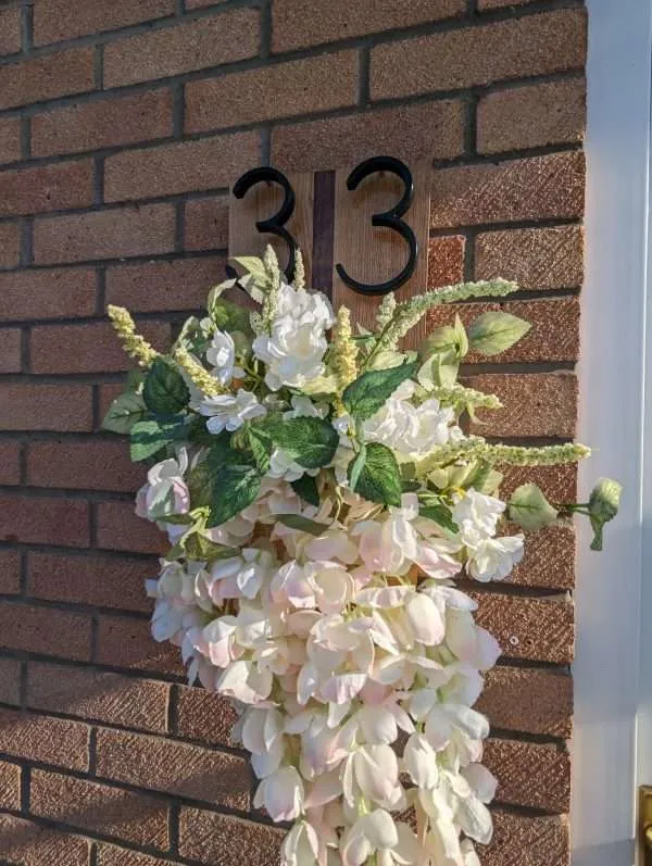 House number/address sign planter - Solid Oak and Black Walnut