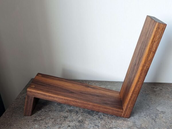 An elegant and stylish solid Black Walnut vinyl storage rack for either 12" LPs or 7" Singles that you'll love to have on display.