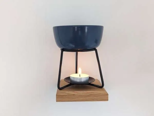 Small Floating Shelf - Solid Oak - Screw in Shelf