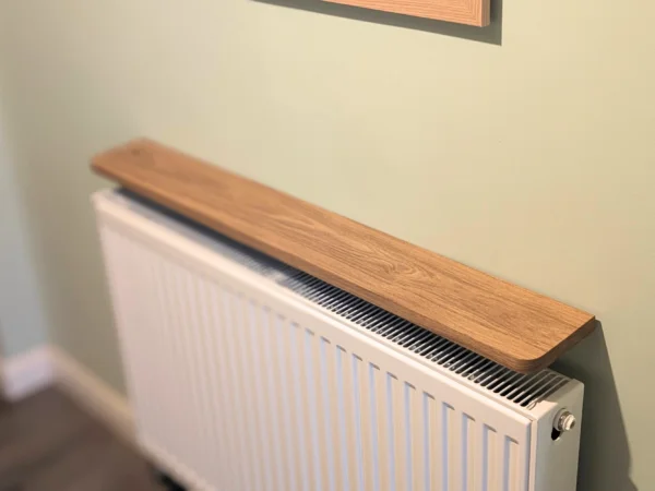 110cm Easy fit oak shelf - angled image